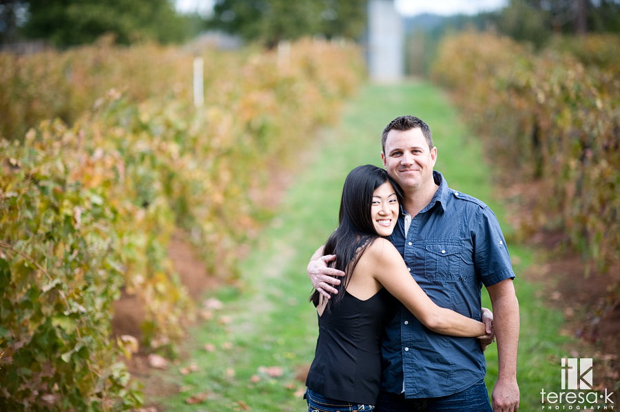fall engagement session in the foothills of northern California