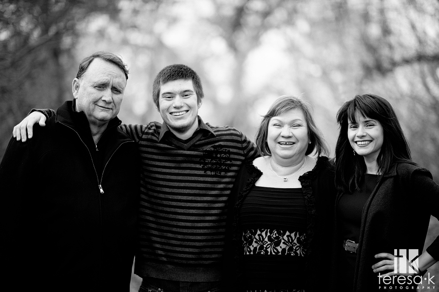 Folsom family portrait session at Lake Natoma, California, by Folsom portrait photographer, Teresa K 