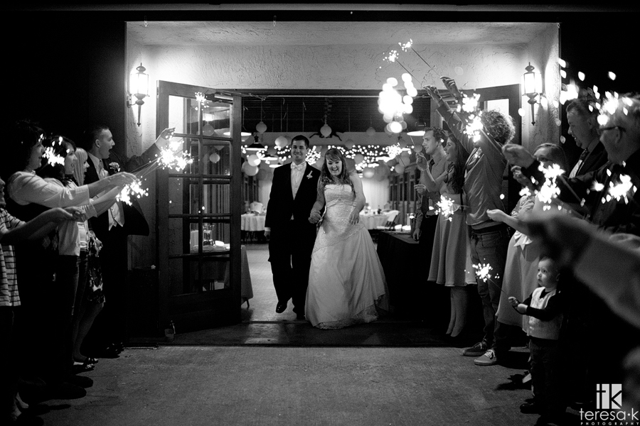 Wedding Reception at Crawford’s Barn in Sacramento California by modern wedding photographer Teresa K photography