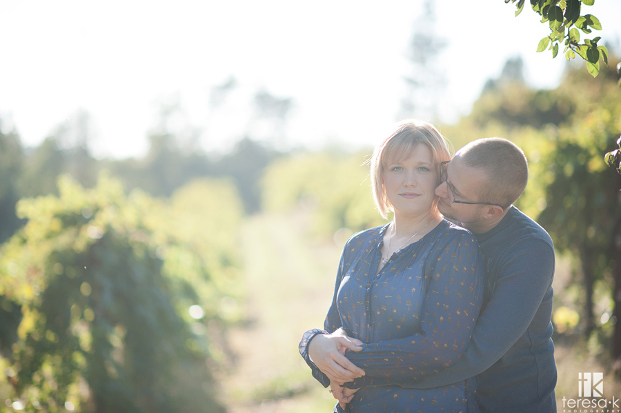 engagement sessions in apple hill