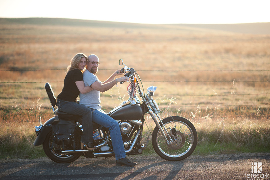 engagement sessions on a Harley Davidson