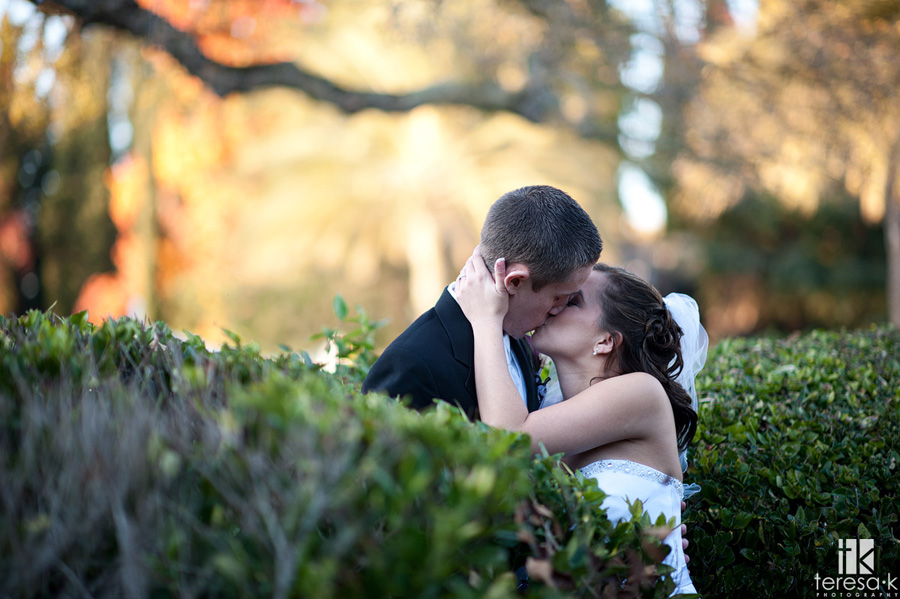 fall wedding at Arden hills in Sacramento California