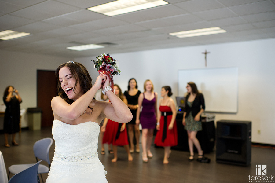 bride tosses the bouquet in Folsom