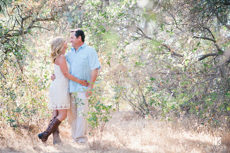 romantic engagement session at folsom lake by Teresa K photography 002