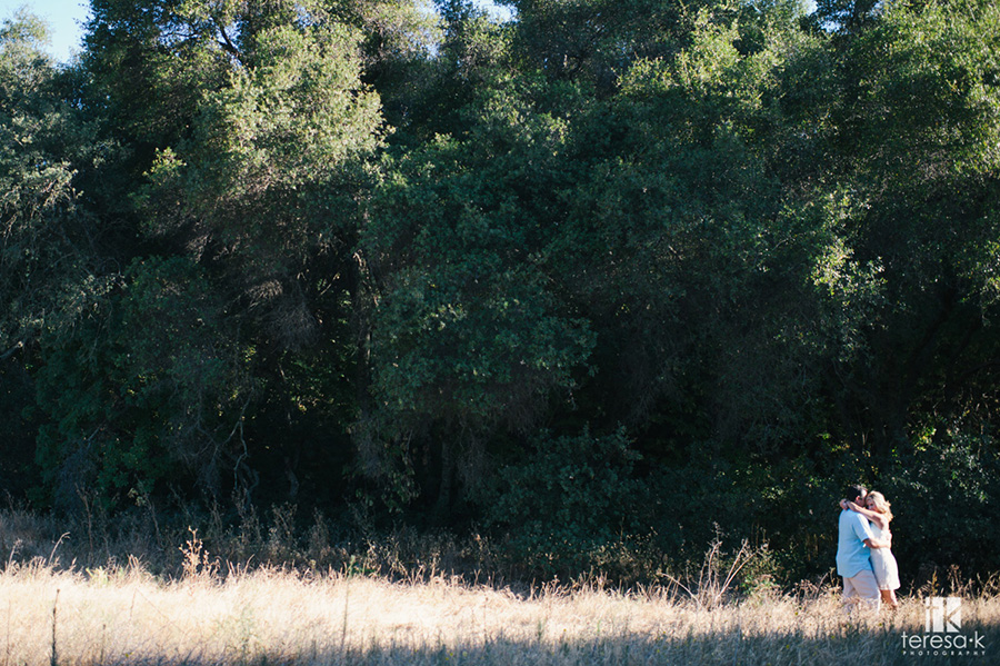 romantic engagement session at folsom lake by Teresa K photography 007